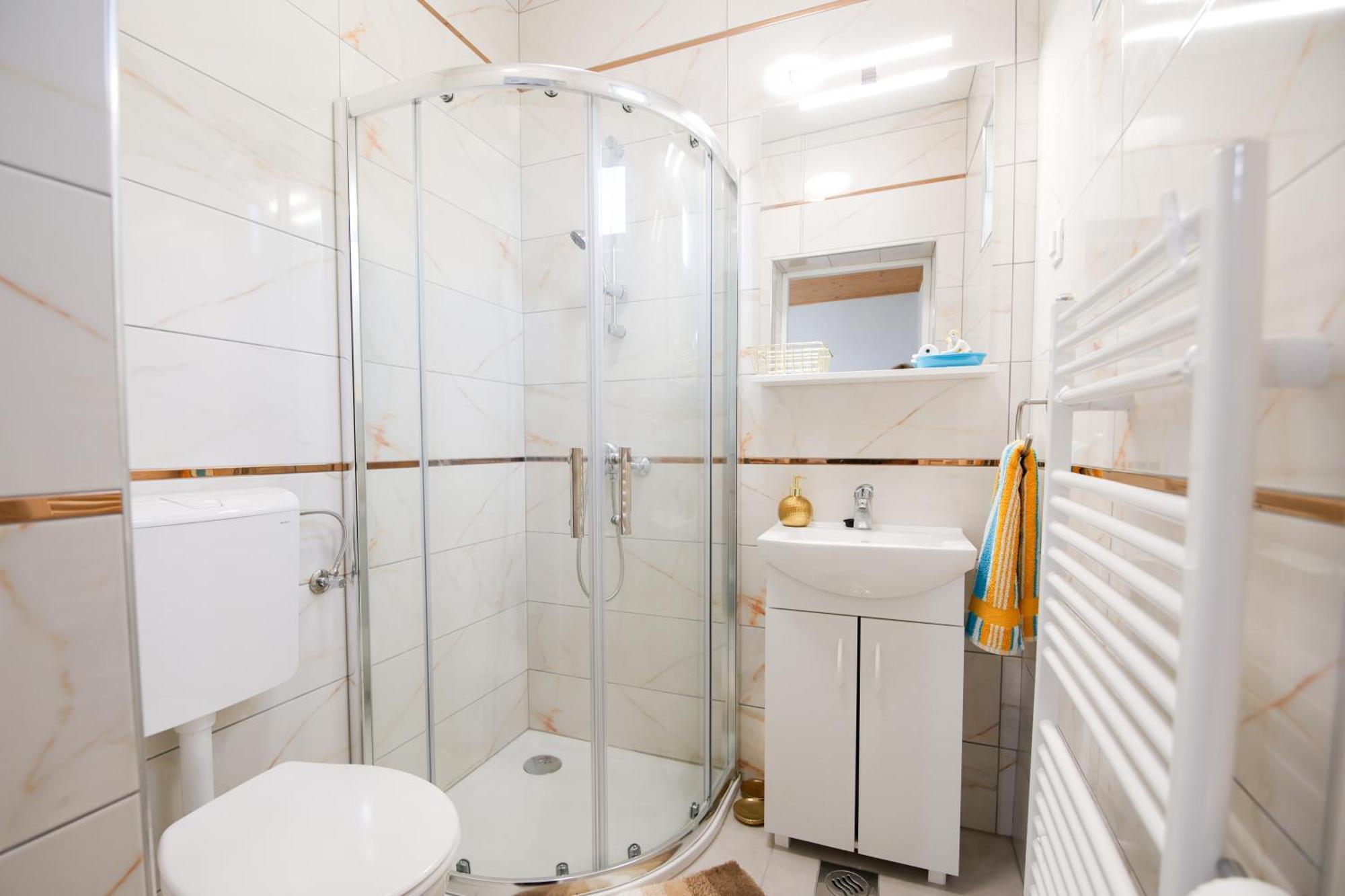 Marta I Soba Maja I Sigurno Parkiranje U Dvoristu Apartment